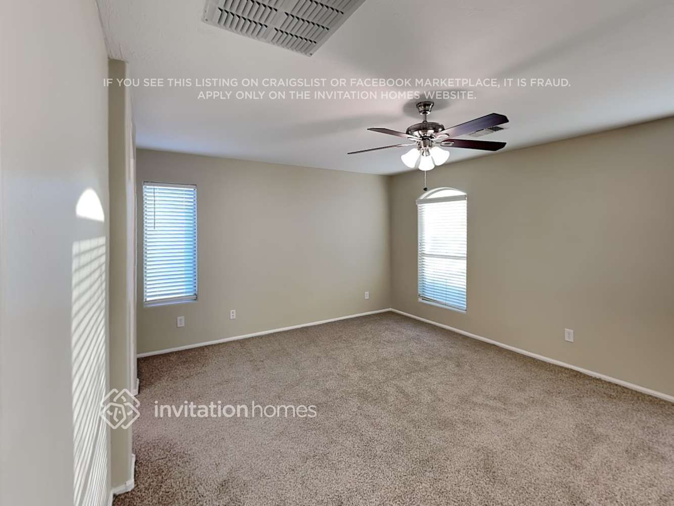 Building Photo - 28405 N Quartz St