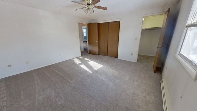 Building Photo - Townhouse Living in York Township with Garage - MOVE IN SPECIAL