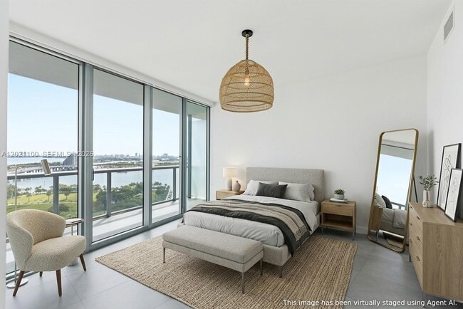 Building Photo - 888 Biscayne Blvd