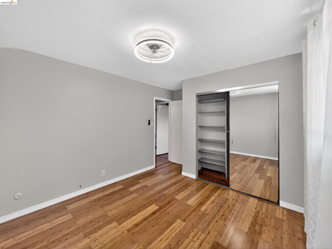 Building Photo - 2928 Rio Grande Dr