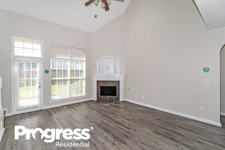 Building Photo - 4623 Tulip Bend Dr