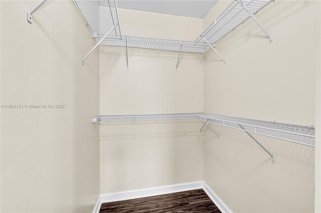 Building Photo - 4292 SW 156th Ave