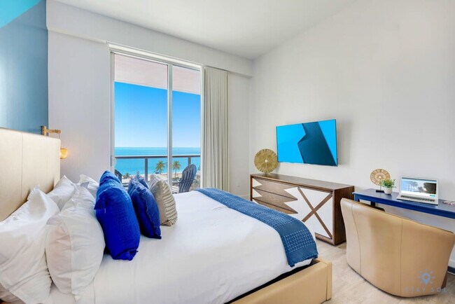 Building Photo - 777 N Ocean Dr