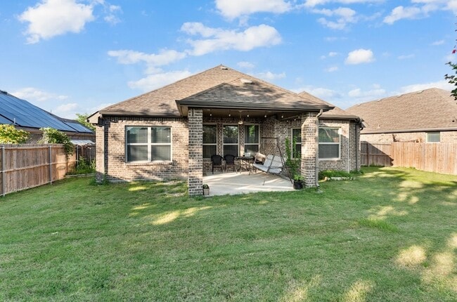 Building Photo - 307 Acadia Ln