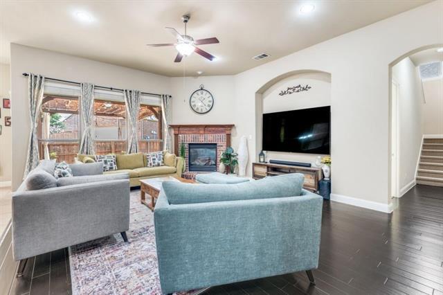 Building Photo - 7219 Comal Dr