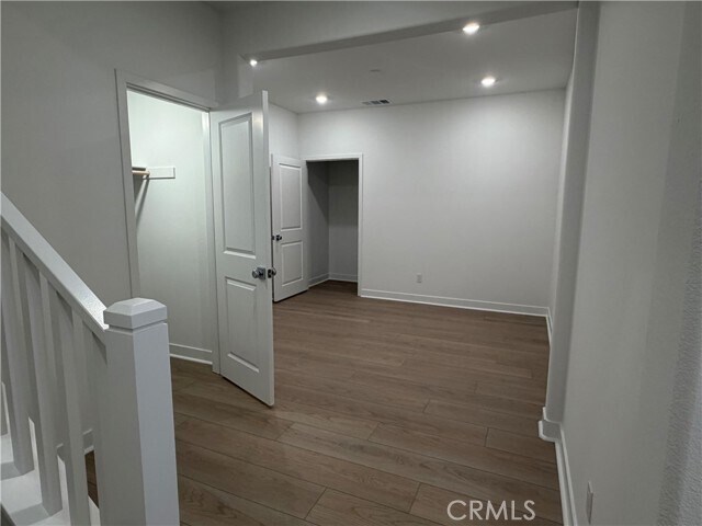 Building Photo - 1485 Snowberry Pl