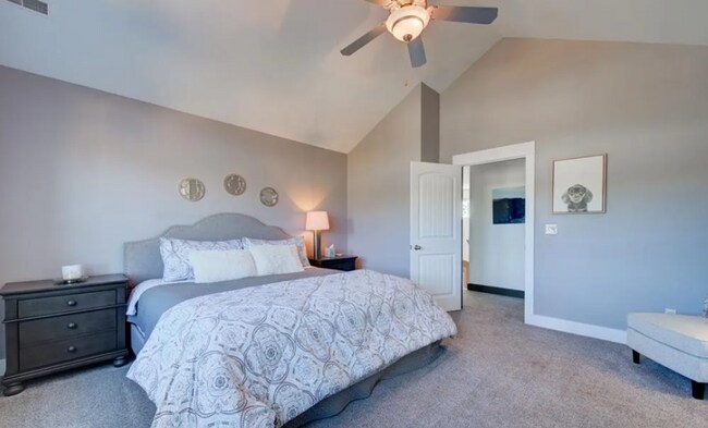 Building Photo - Charming 5-Bedroom Family Home