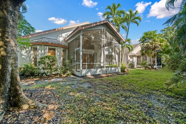 Building Photo - 300 Hammocks Trail