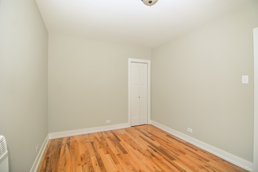 Building Photo - 555 W Arlington