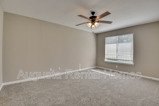 Building Photo - 1674 Goshen Rd
