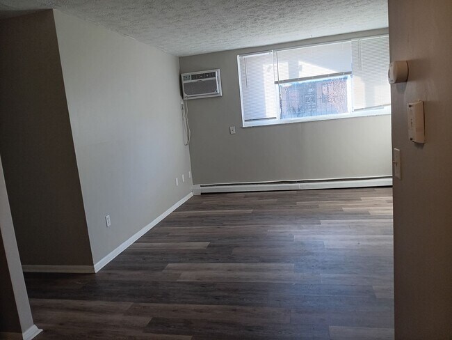 Interior Photo - Oak Hill Manor