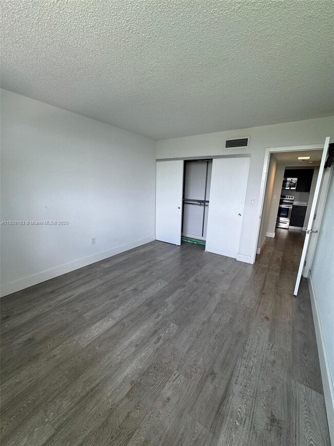 Building Photo - 816 NW 87th Ave