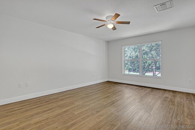 Building Photo - 10585 Cocobolo Way