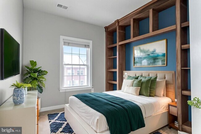 Building Photo - 11545 Cavalier Landing Ct