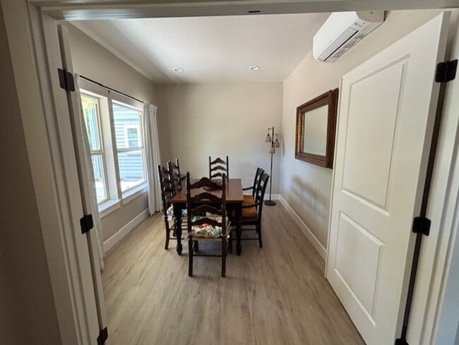 Building Photo - 3 bed 2 bath  Home for Rent in Talent