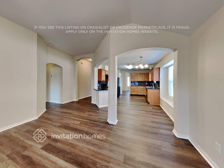 Building Photo - 4027 Ashview Ln