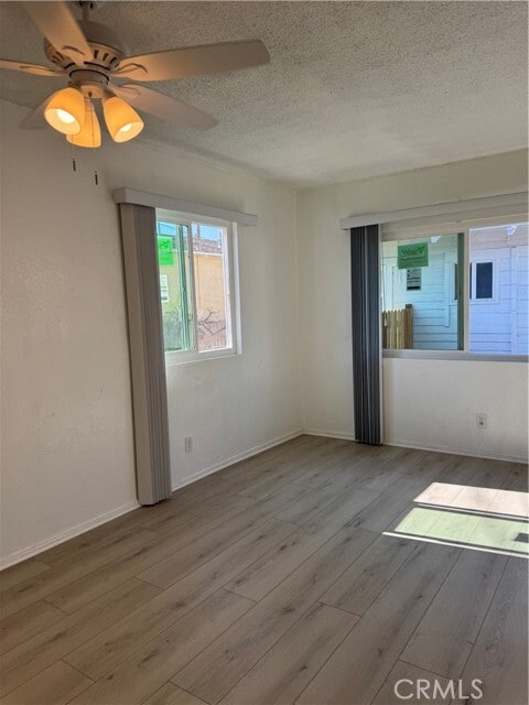 Building Photo - 1540 W 51st Pl