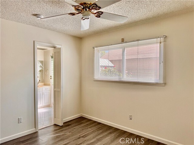 Building Photo - 202 S Barbara Way