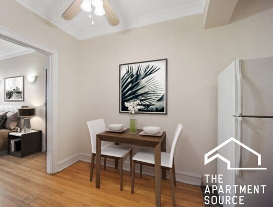 Building Photo - 4225 N Paulina St