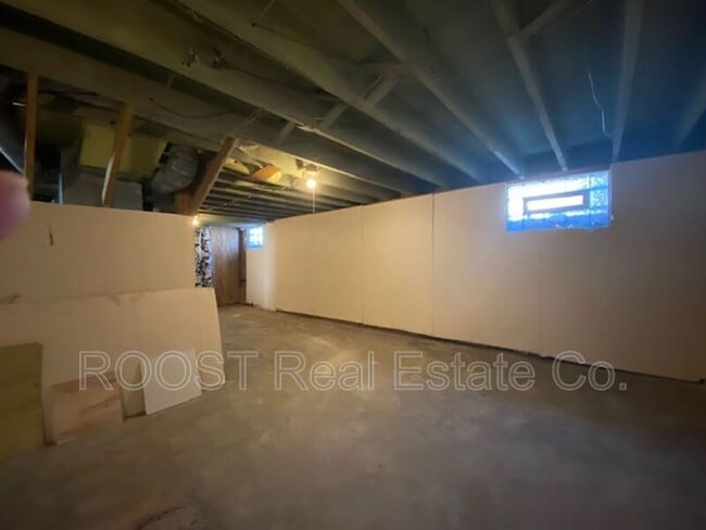 Building Photo - 372S Douglas Ave.