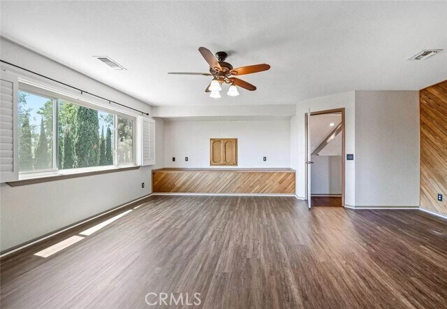 Building Photo - 39812 Golfers Dr