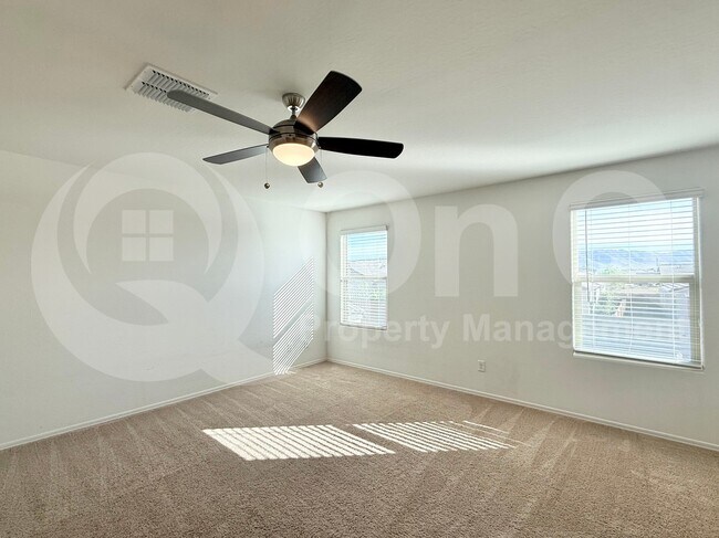 Building Photo - 2635 W Bowker St