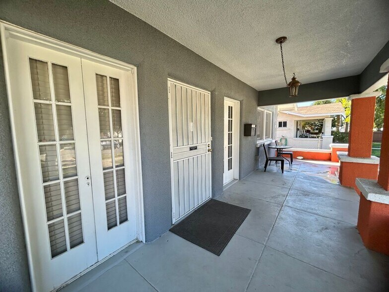 Building Photo - 3150 Lime St