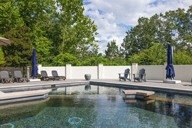 Building Photo - Located in the gated Valhalla community in Brentwood