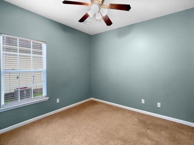 Building Photo - 6312 Covington Villas Dr