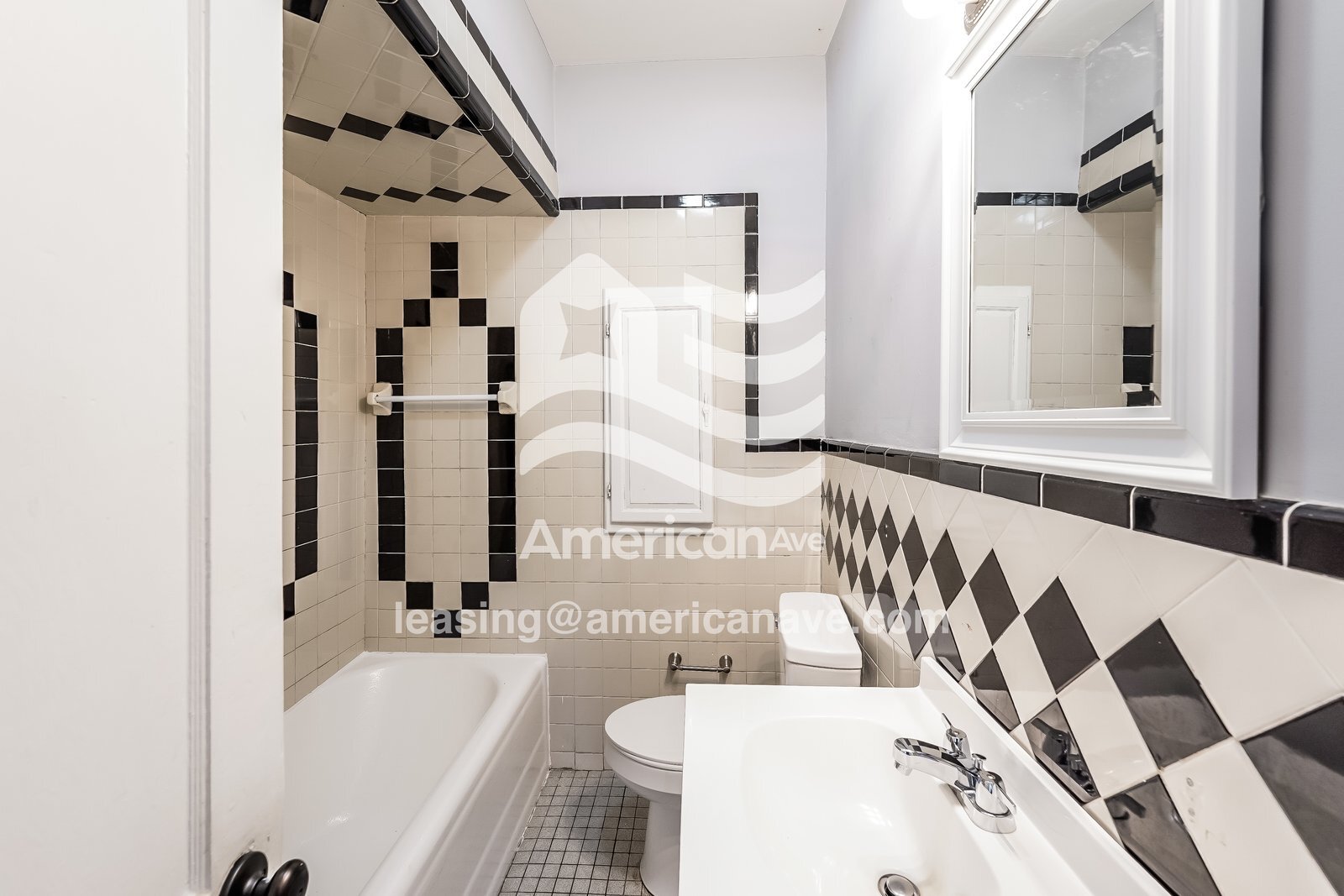 Building Photo - 5309 Avenue Q