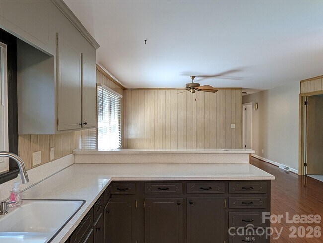 Building Photo - 103 Abingdon Cir