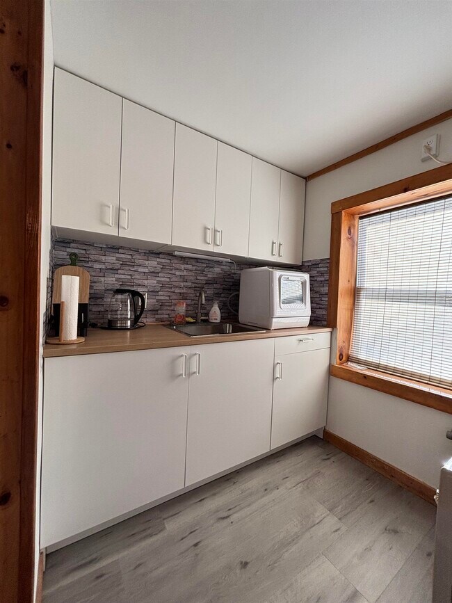 Building Photo - 458 NH-3A