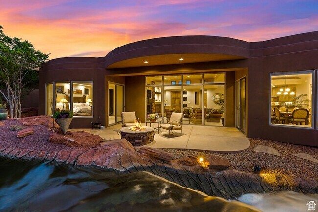 Building Photo - 2410 W Entrada Trail