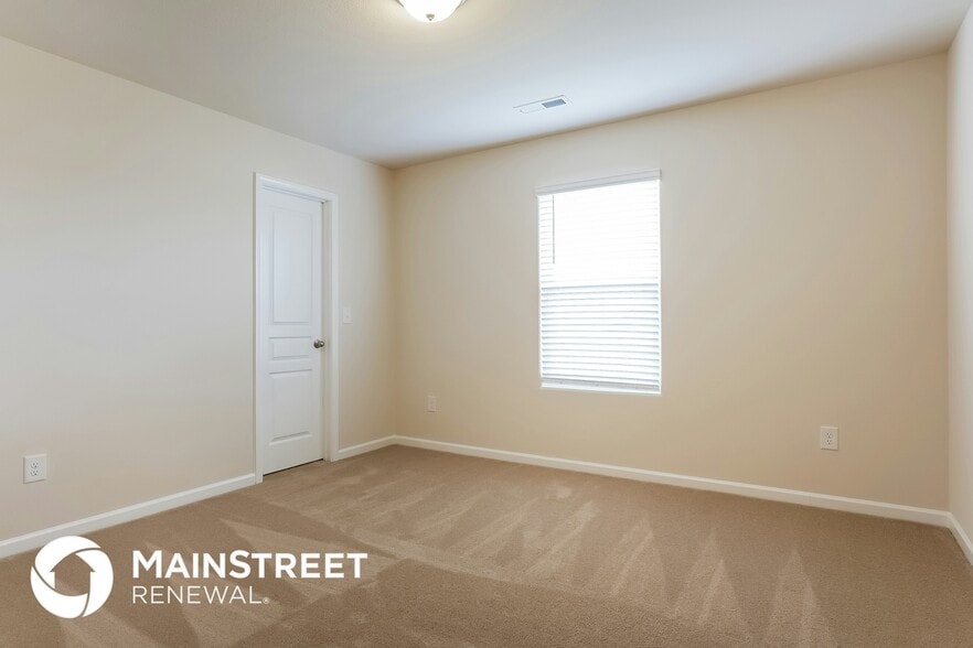 Building Photo - 328 Iron Horse Ln