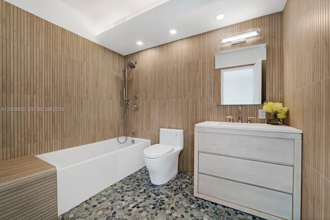 Building Photo - 5801 Collins Ave