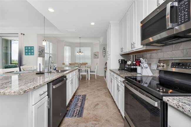 Building Photo - 14081 Heritage Landing Blvd