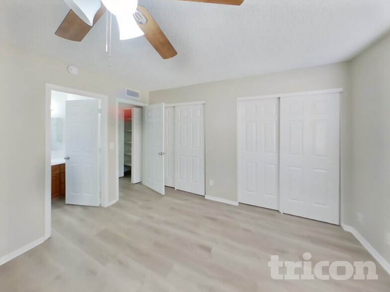 Building Photo - 6826 W Cholla St