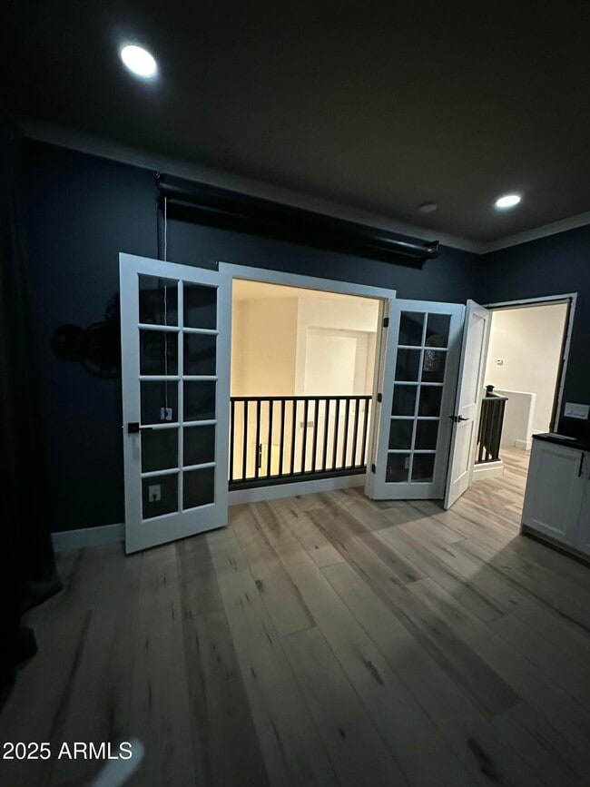 Building Photo - 3533 E Flower St