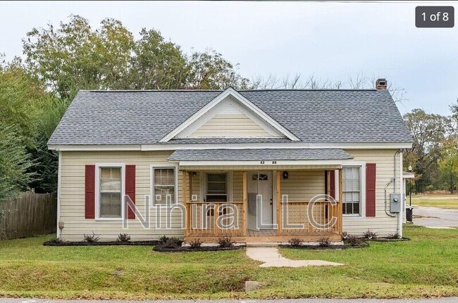 Primary Photo - 80 N Dunn St