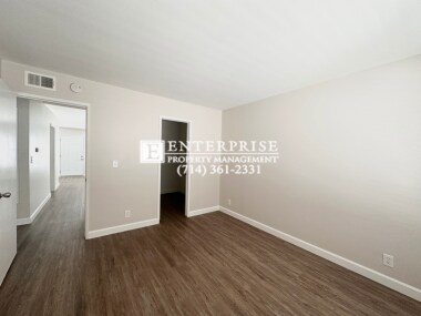 Building Photo - 2-Bedroom Condo Bayshore Community Near Beach