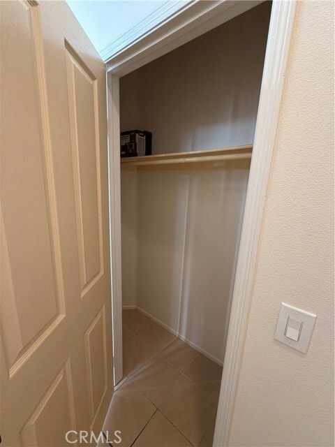 Building Photo - 17 Pastora