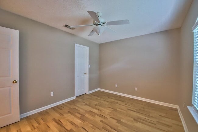 Building Photo - 3606 Cagney Dr