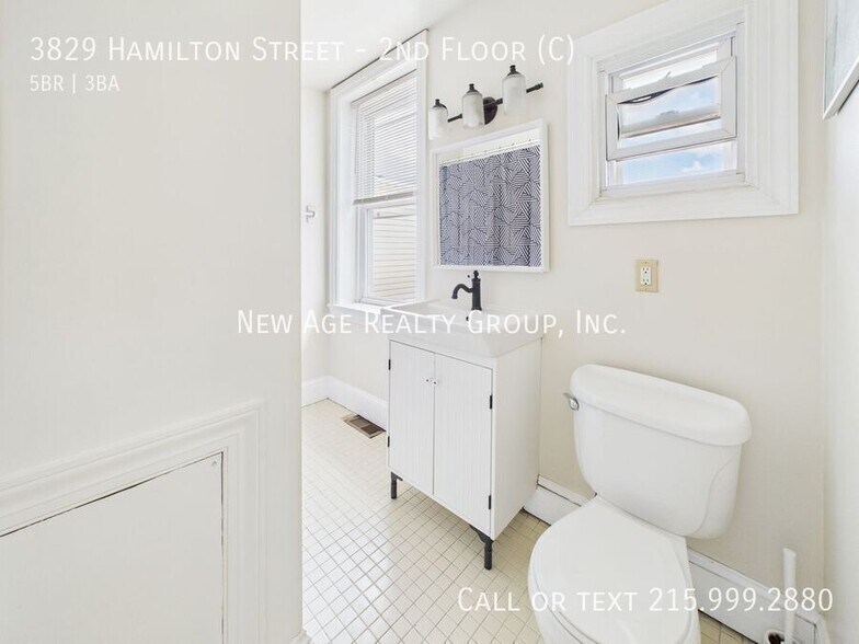 Building Photo - 3829 Hamilton St