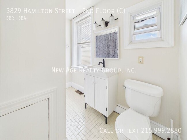 Building Photo - 3829 Hamilton St