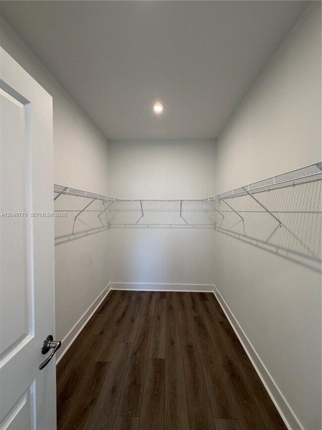Building Photo - 881 SW Bushel Trl