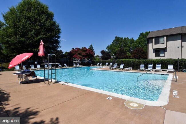 Building Photo - 1809 Westwind Way