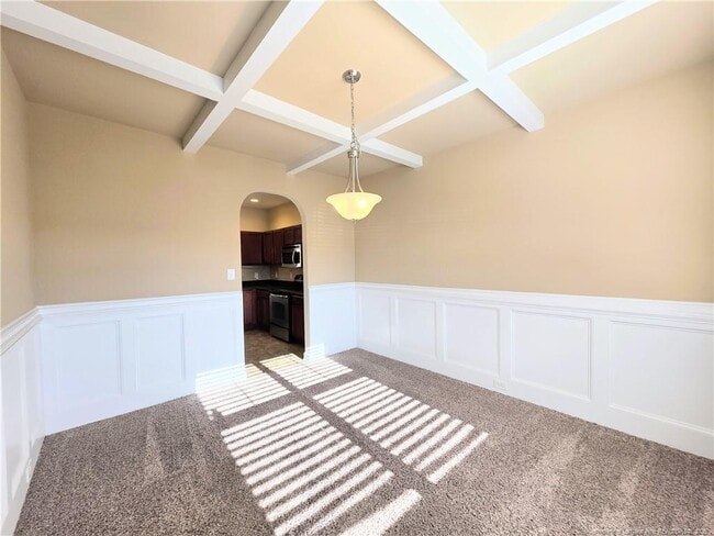 Building Photo - 389 Roanoke Dr