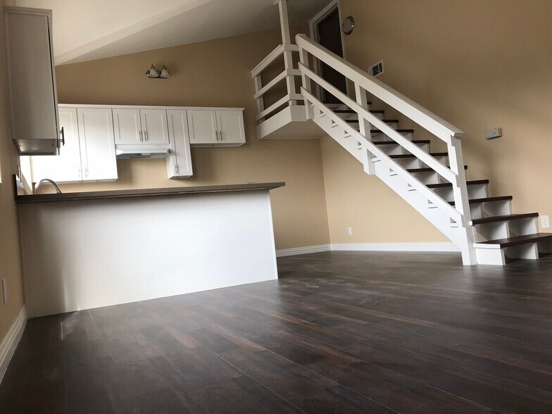 Kitchen and Living Area - 310 N Philadelphia St