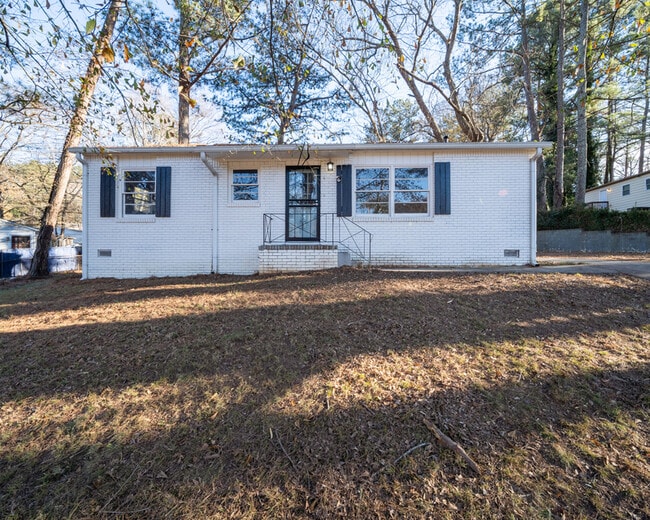 Primary Photo - 2371 Swallow Cir SE