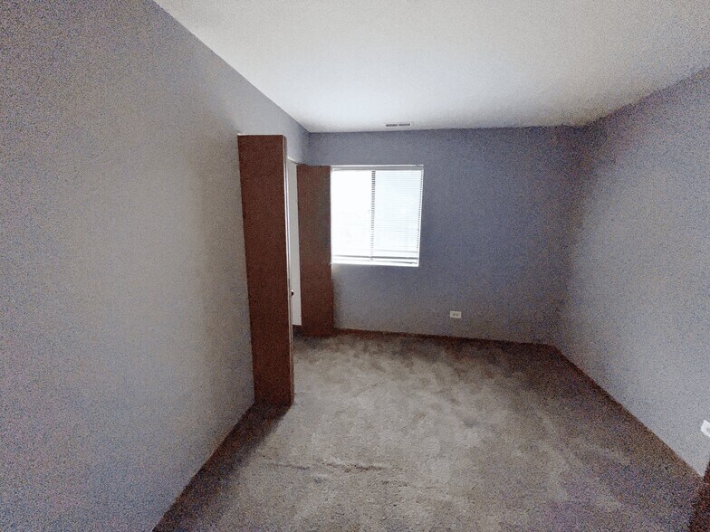 Building Photo - 1259 Cunningham Dr